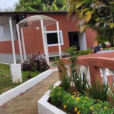 Linda Chácara com Piscina Churrasqueira e Wi-FI Mairinque Esterno foto