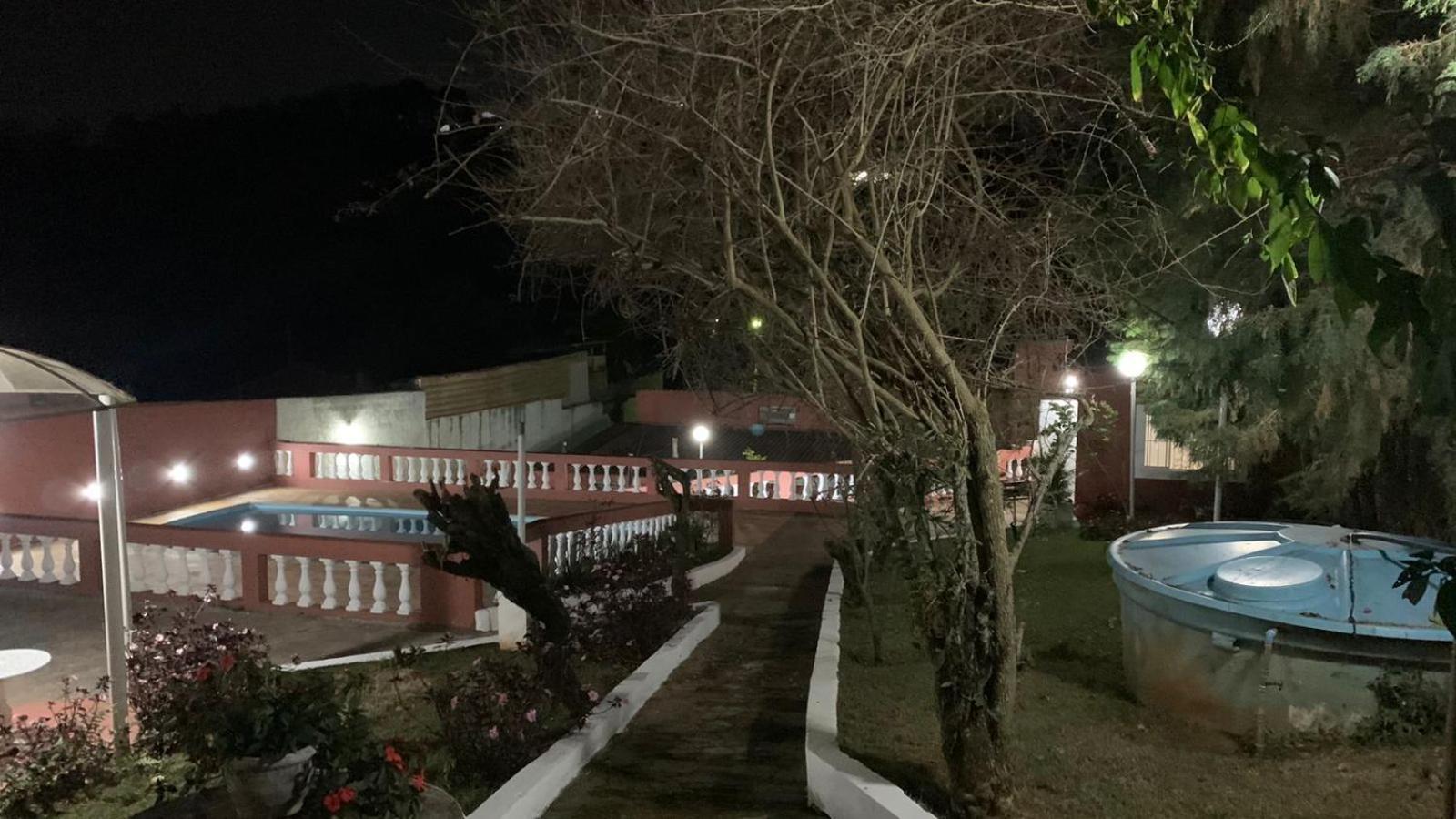 Linda Chácara com Piscina Churrasqueira e Wi-FI Mairinque Esterno foto
